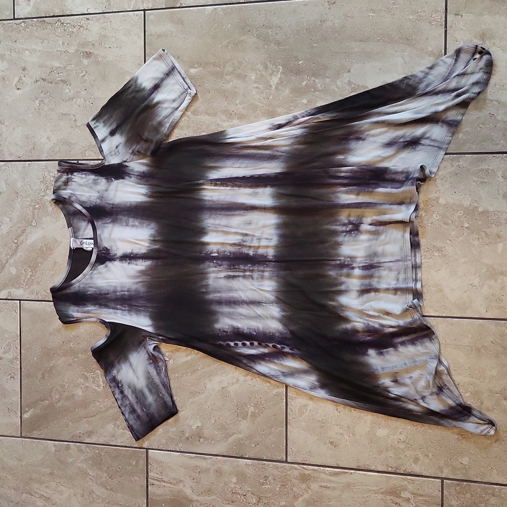 3/$12 cold shoulder tie-dye tunic sharbite hem